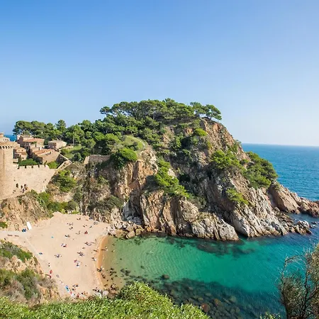 Ponent Villa